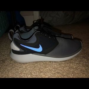 Nike Womens shoes size 9